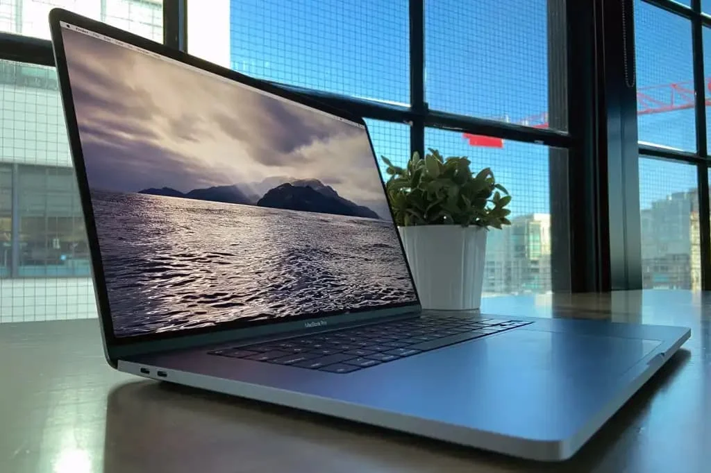 MacBook Pro (16-inch, 2019) 