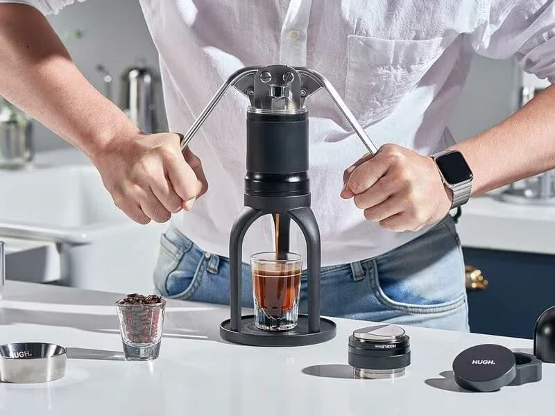 1. اسپرسو سازهای دستی (Manual Espresso Machines):